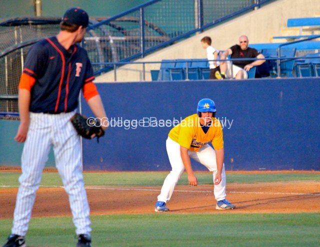 fullerton-ucr-09
