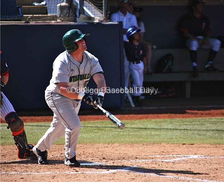 Austin Heaps watches a flyball