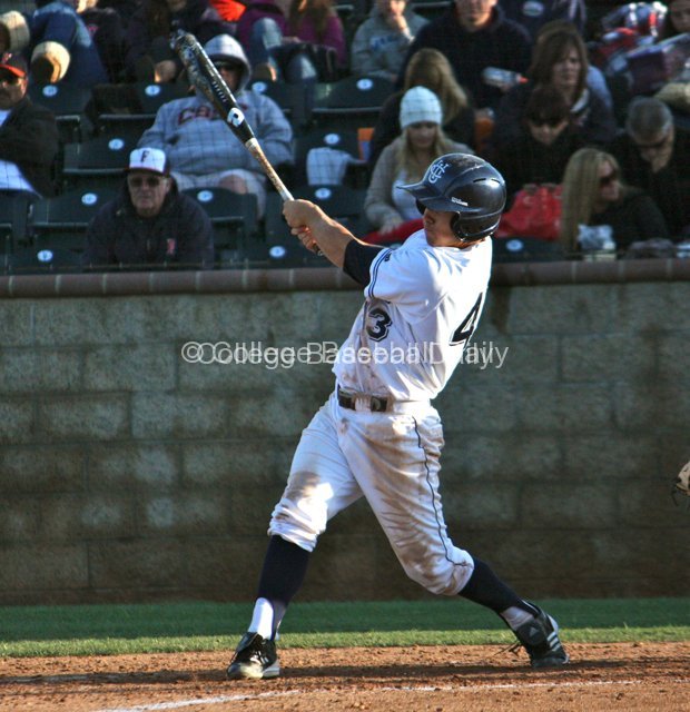 Jordan Fox lines an RBI single to RCF.