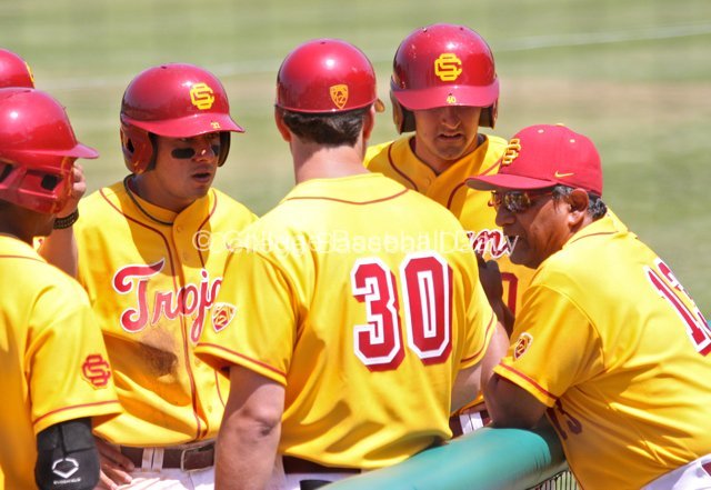 Frank Cruz talks to Andres Rodriguez, Alex Sherrod and others.